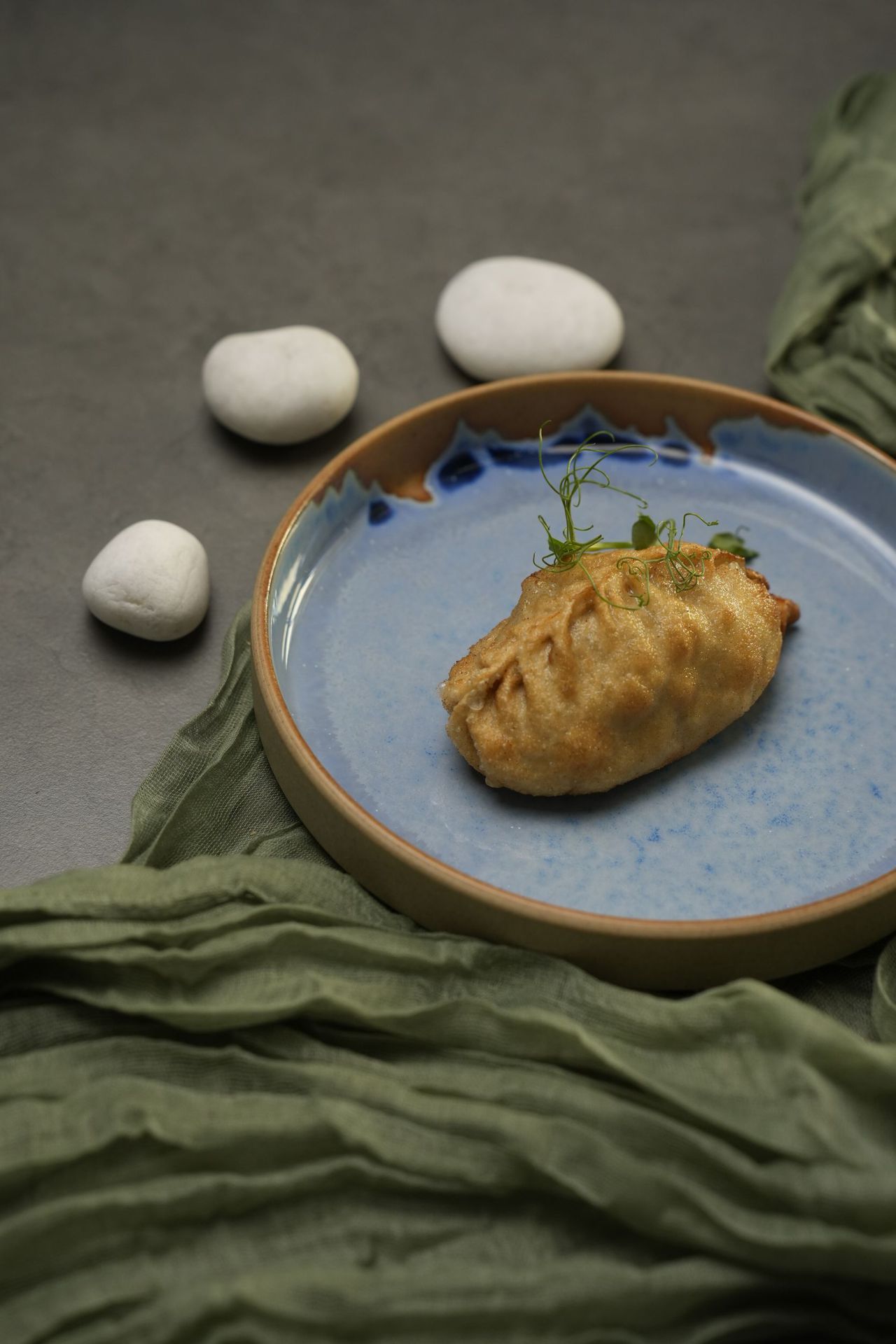 Хушур мясной с сыром моцарелла